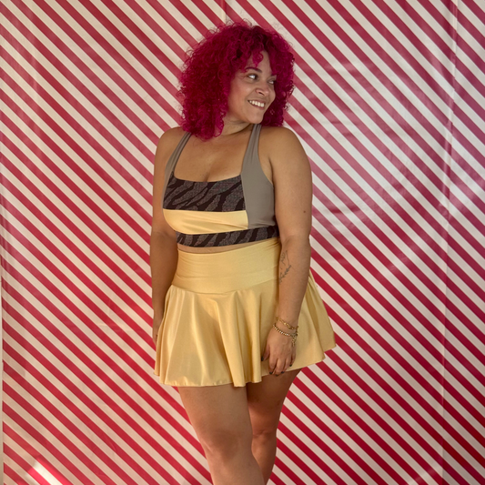 JOLGORIO — Falda Deportiva con Short Integrado, Faja Doble y Bolsillo | Serena Shiny 4-Way Stretch — Edición Limitada