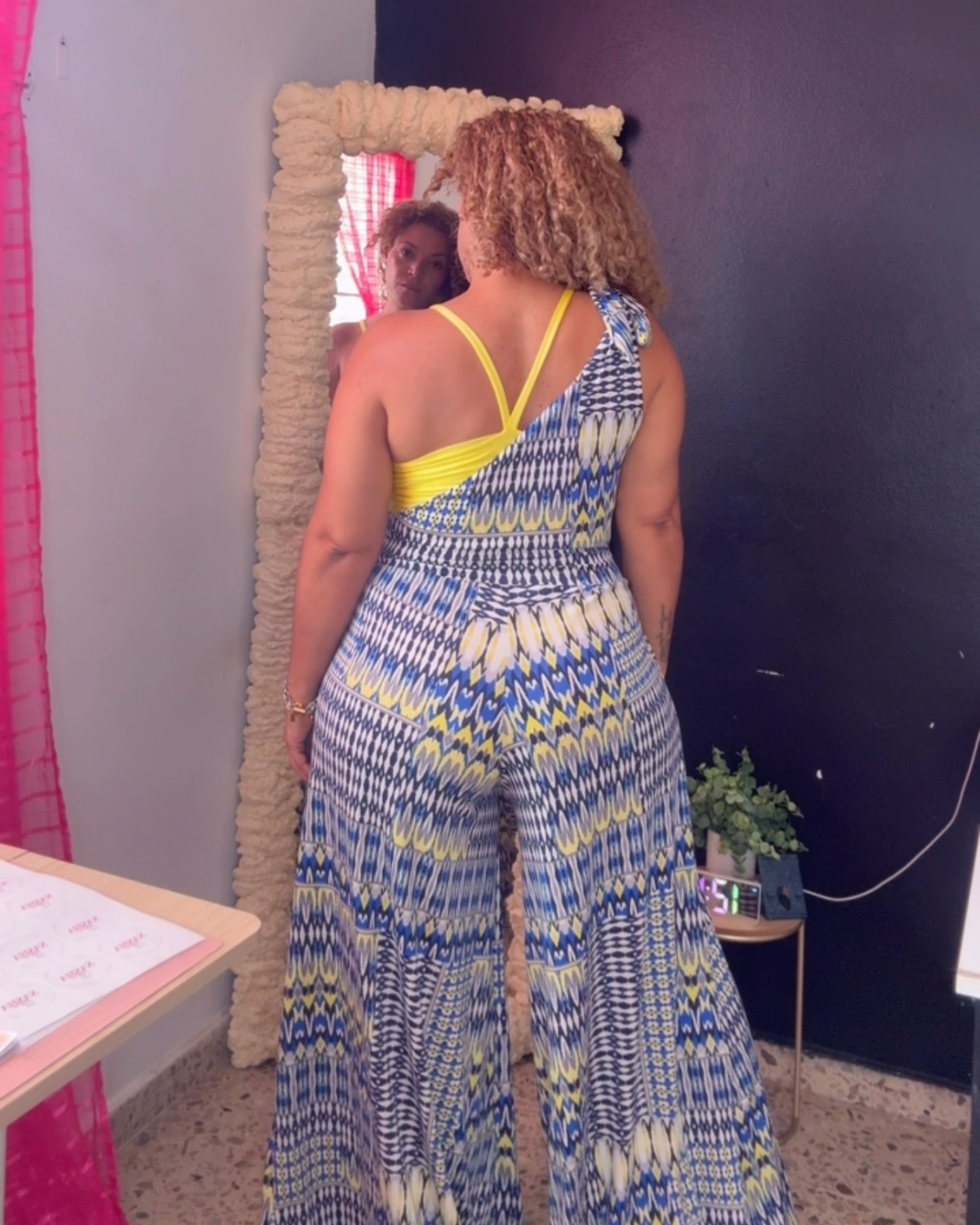 One shoulder Jumper Set