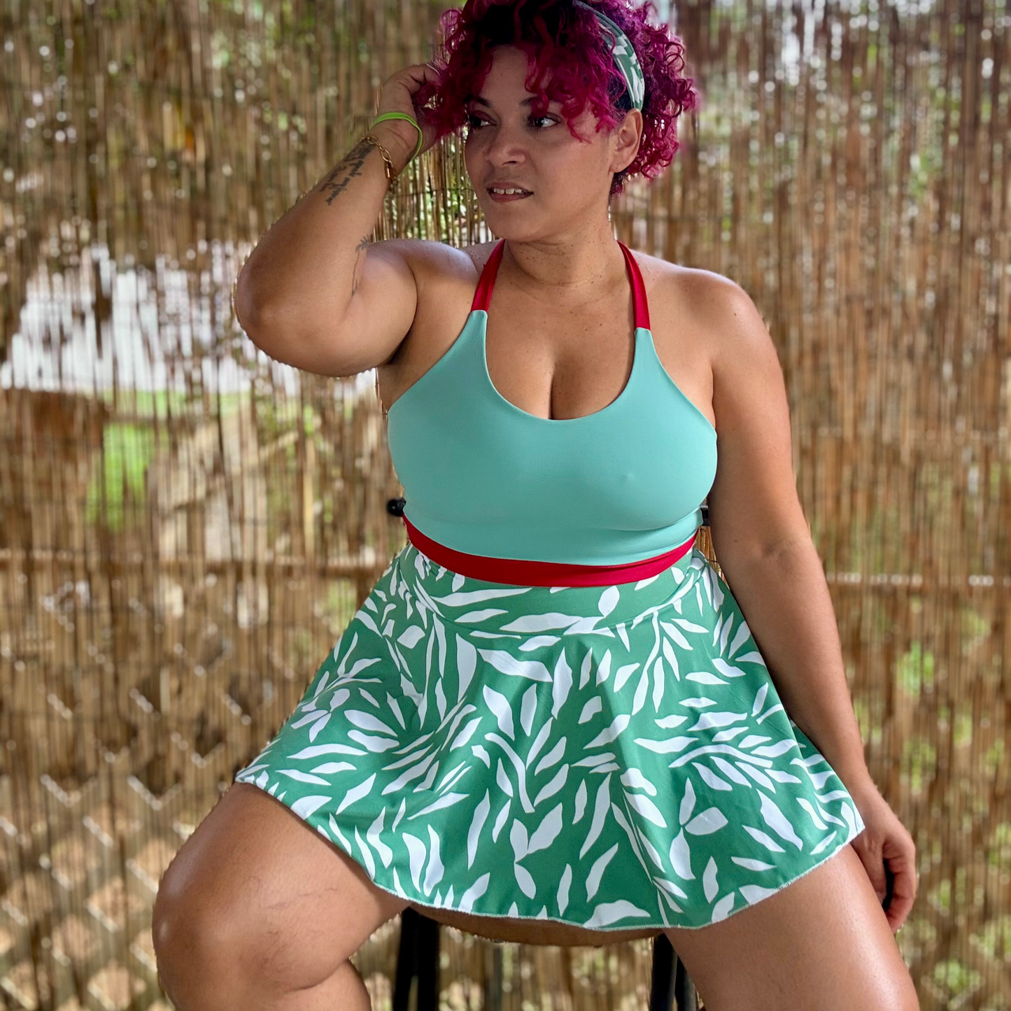 Skort Deportivo con Short Interno Sin Costura Frontal y Pretina Alta – In My Body