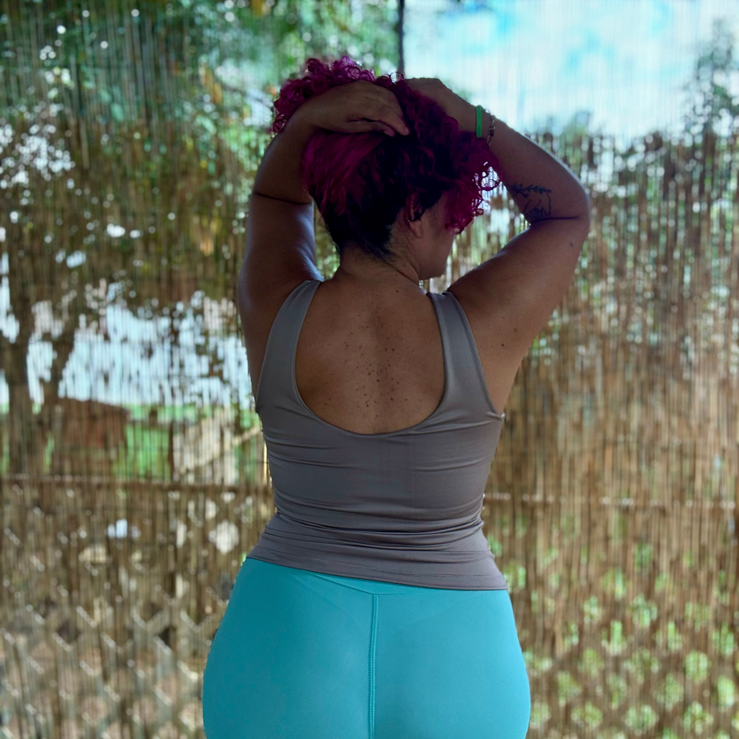 TOP LONG LINE CON SOPORTE INTERNO PARA BUSTO – IN MY BODY